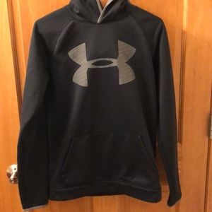 Youth XL Under Armour Fleece lined sweatshirt.